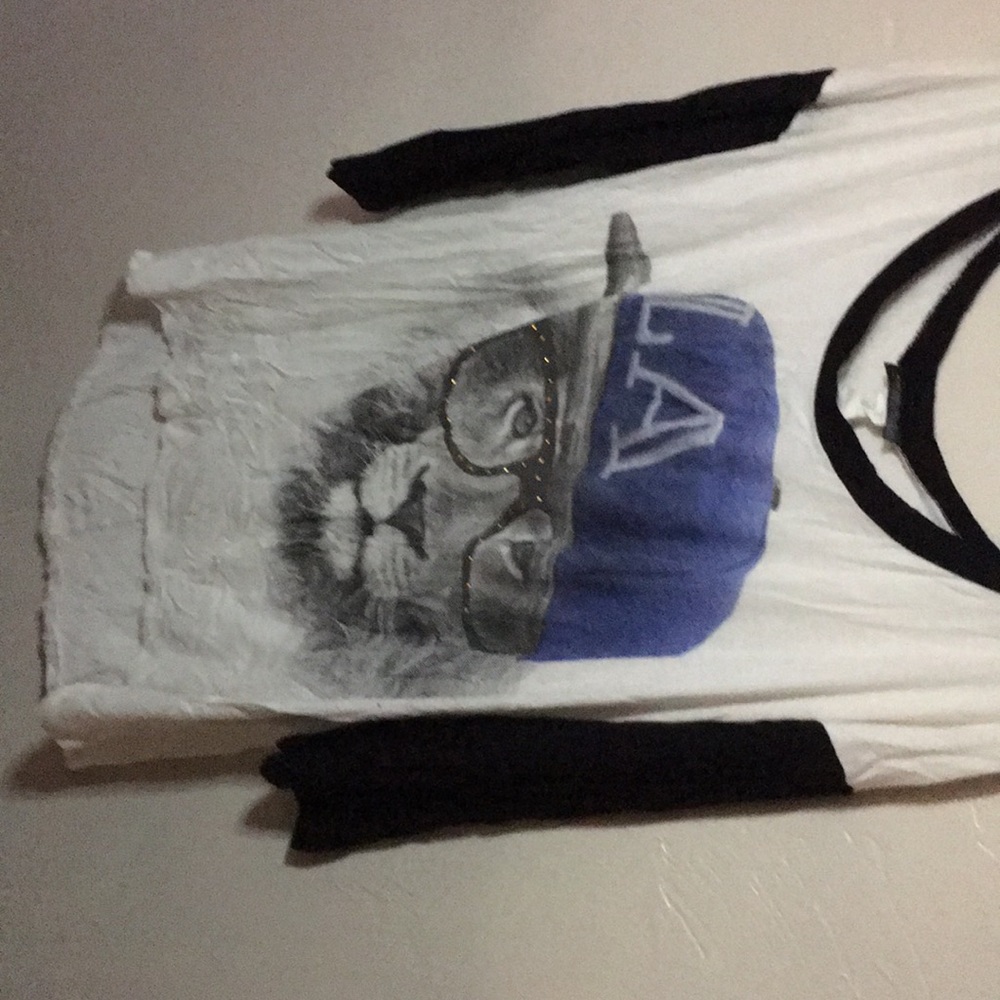 Cute lion shirt.